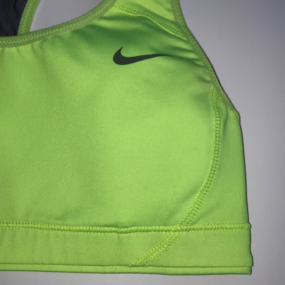 Nike Dri-Fit XS Sportsbra - Picture 4 of 7
